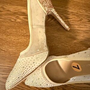 Sparkling Glitter Heels BCBGeneration